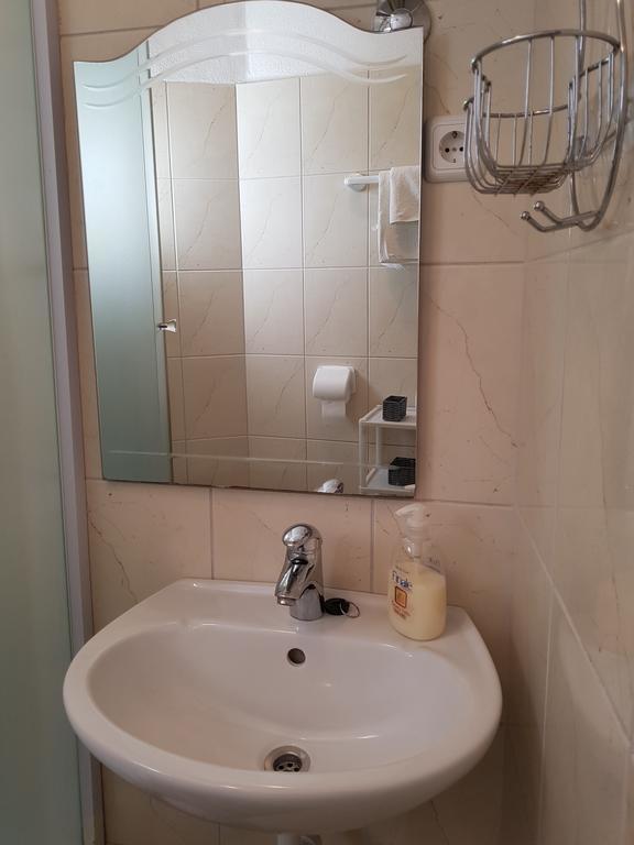 Apartments Andrea Σίμπενικ Εξωτερικό φωτογραφία