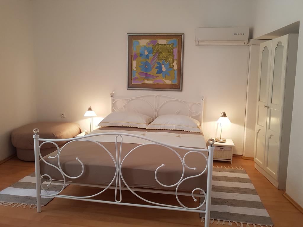 Apartments Andrea Σίμπενικ Εξωτερικό φωτογραφία